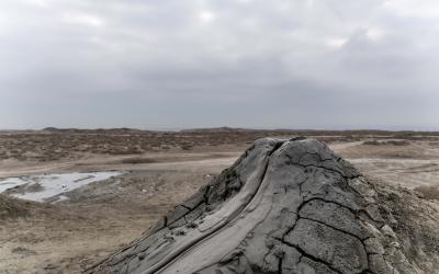 Azerbaidzanas.Gobustan mud vulcanoes3